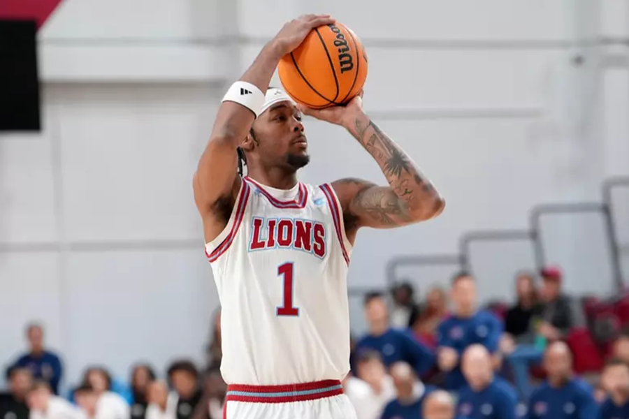 Mens Basketball Wins Double Overtime over San Fransisco