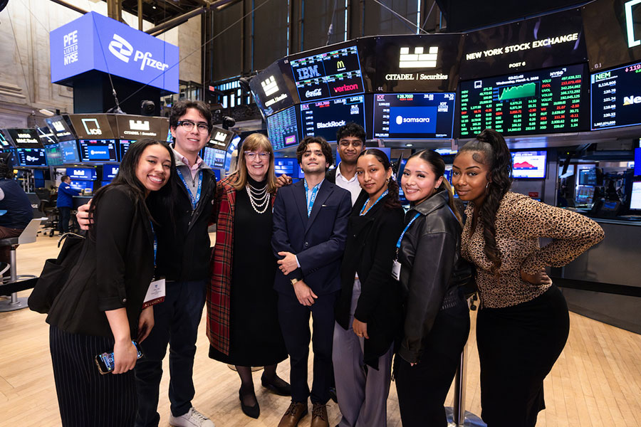 LMU CBA Students attend Wall Street Week in New York at the STock Market Exchange
