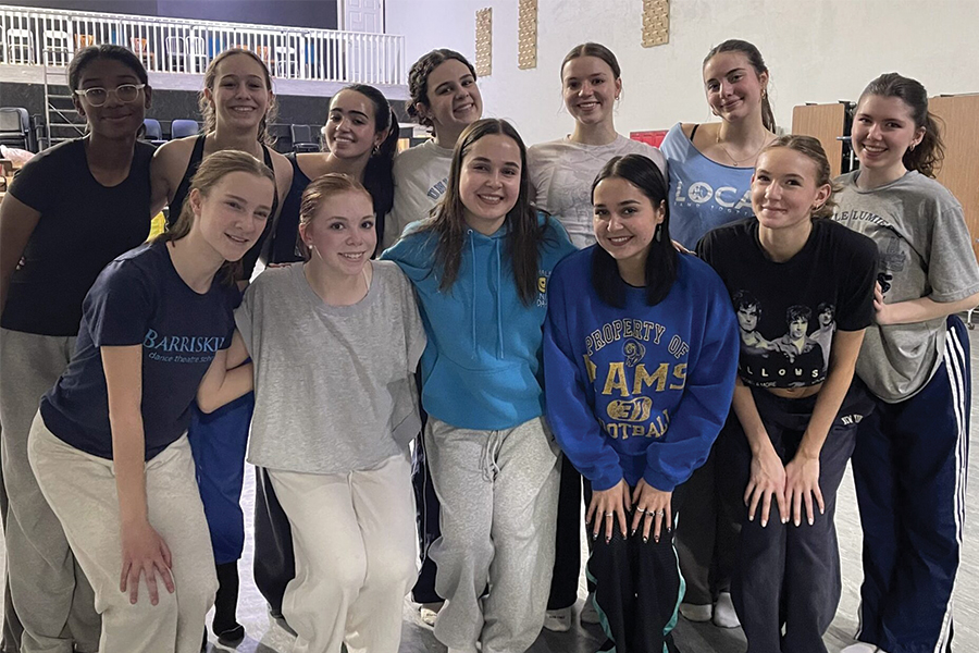 Group of LMU Dance Students