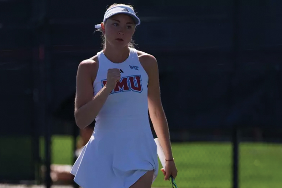 LMU Women's Tennis player celebrates a point