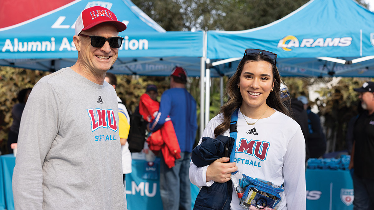 LMU Father and Daughter fans at Day at the Rams