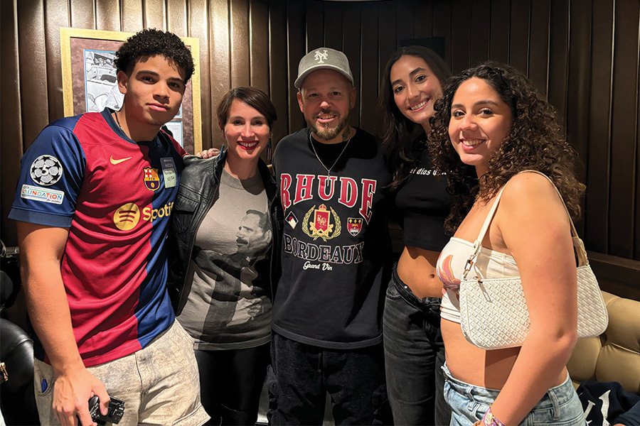 LMU students attend Residente Concert