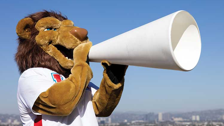 LMU's Iggy the Lion